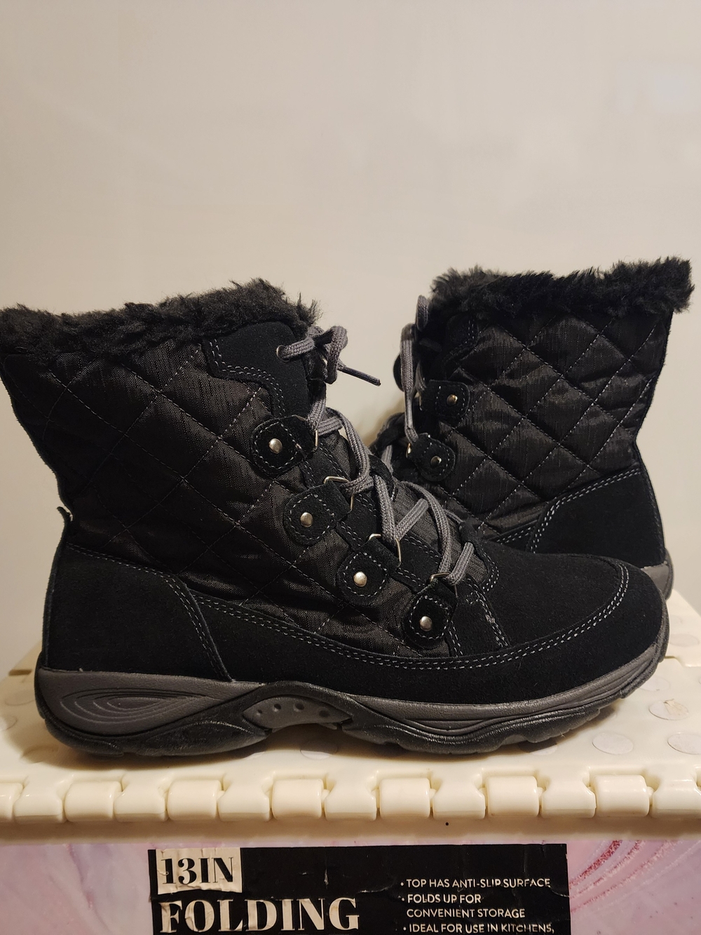 Sz 8.5 Easy Spirit Water Resistant Black Quilted Winter Boots